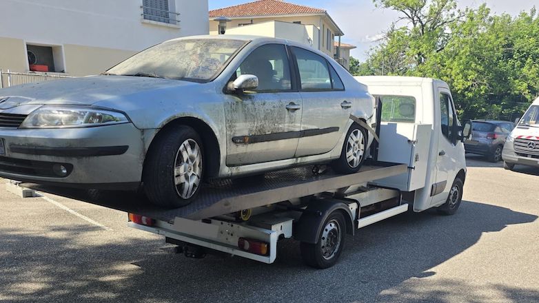 AD Épaviste à Saint-Fons et Feyzin - Service d’enlèvement d’épaves agréé VHU